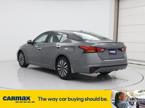 2023 Nissan Altima SV