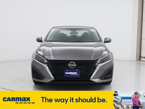 2023 Nissan Altima SV