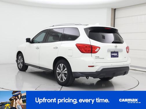 2020 Nissan Pathfinder SL