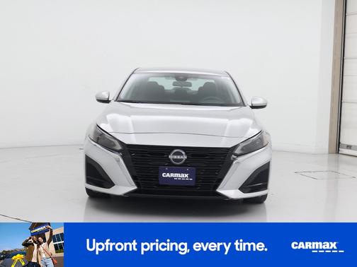 2023 Nissan Altima SV