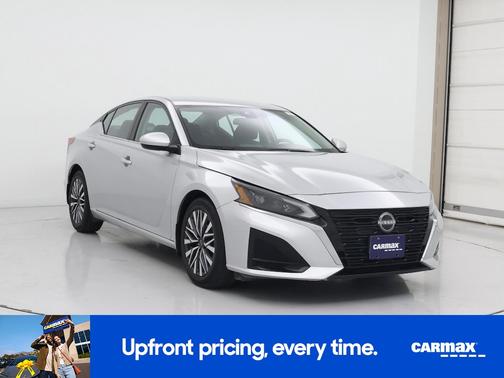 2023 Nissan Altima SV