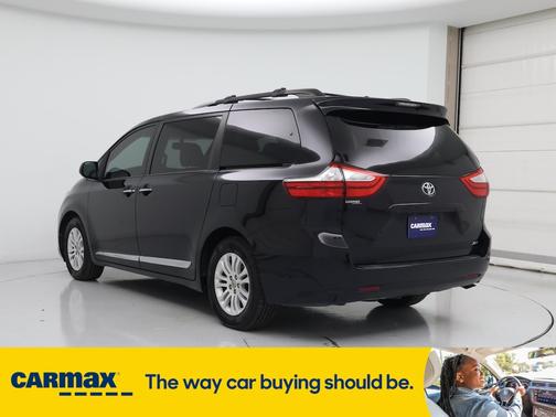 2017 Toyota Sienna XLE Premium