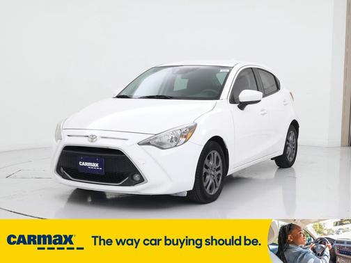 2020 Toyota Yaris LE