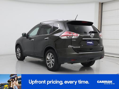 Green 2015 Nissan Rogue SL