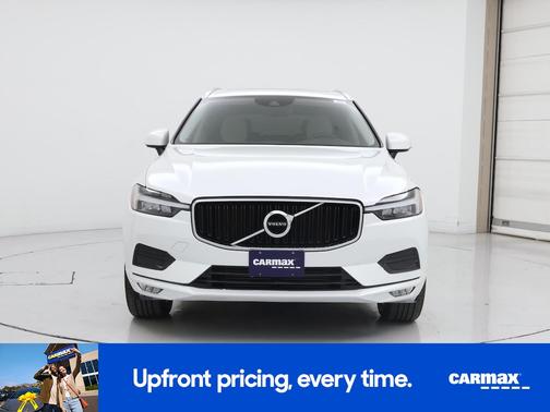 2021 Volvo XC60 T5 Momentum