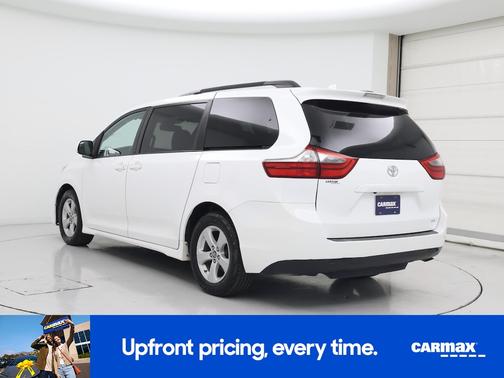 2020 Toyota Sienna LE