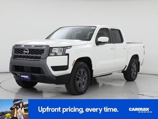 White 2025 Nissan Frontier SV