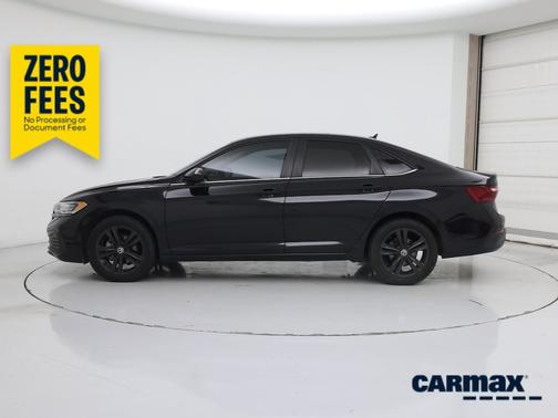 Black 2024 Volkswagen Jetta SE