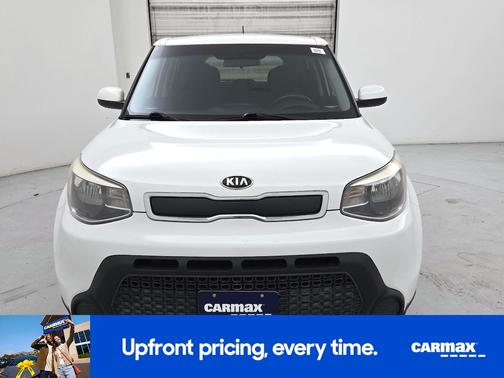 White 2015 Kia Soul