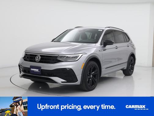 2023 Volkswagen Tiguan SE R-Line Black