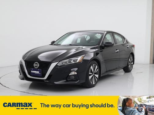 2019 Nissan Altima SV