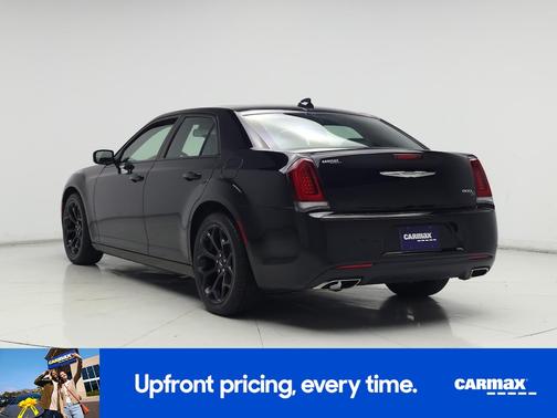 Black 2019 Chrysler 300 S