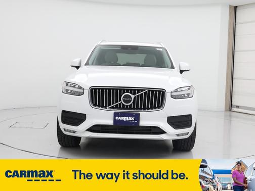 2020 Volvo XC90 T5 Momentum