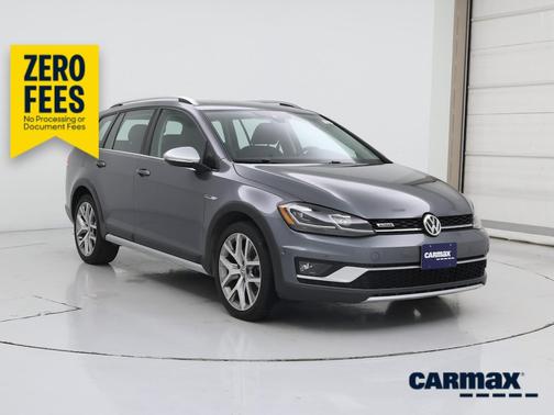 Gray 2019 Volkswagen Golf Alltrack SE