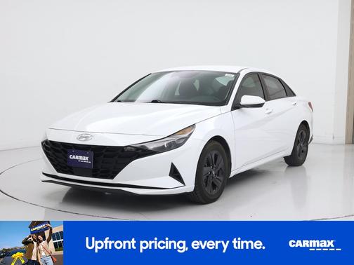 White 2021 Hyundai ELANTRA SEL