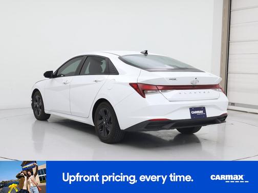 White 2021 Hyundai ELANTRA SEL