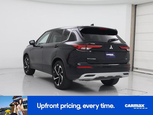 2022 Mitsubishi Outlander SE