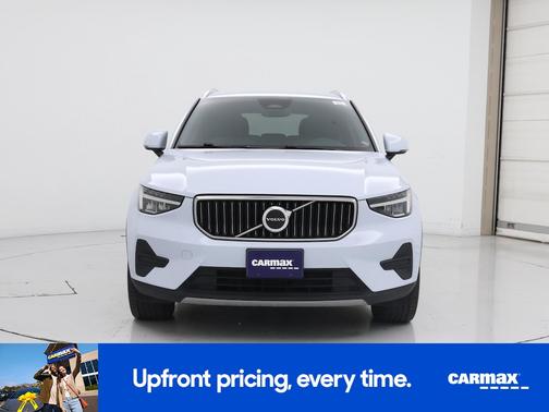 2024 Volvo XC40 B5 Core Bright Theme