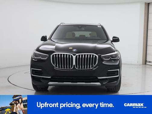 Black 2022 BMW X5 sDrive40i