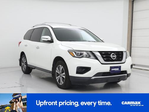 White 2020 Nissan Pathfinder S