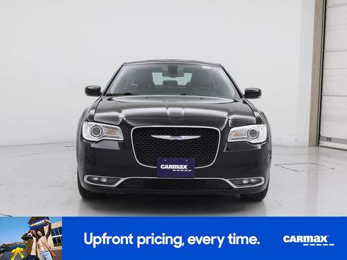 2021 Chrysler 300 Touring L