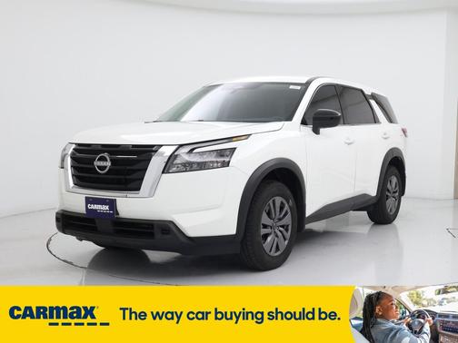 2024 Nissan Pathfinder S