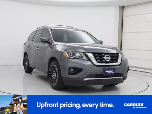 2017 Nissan Pathfinder SL