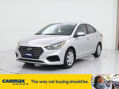 2022 Hyundai Accent SE