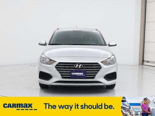 2022 Hyundai Accent SE