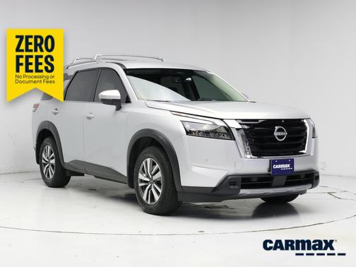 Silver 2025 Nissan Pathfinder SL