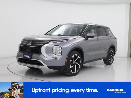 2023 Mitsubishi Outlander SE