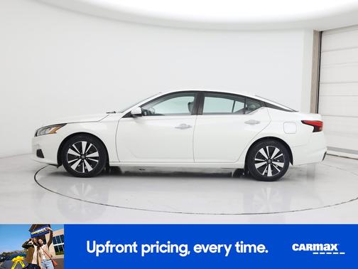 2022 Nissan Altima SV