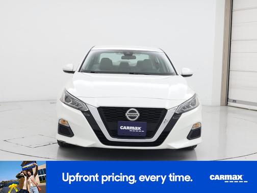 2022 Nissan Altima SV