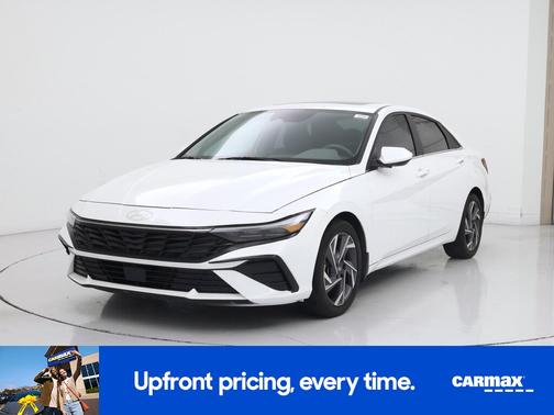 White 2024 Hyundai ELANTRA SEL