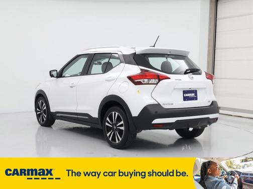 2020 Nissan Kicks SR