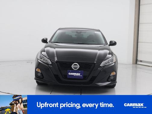 2022 Nissan Altima SR