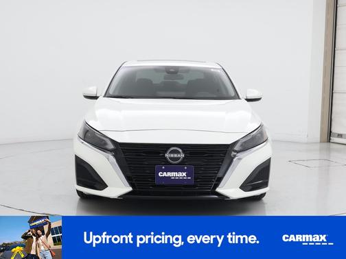 2023 Nissan Altima SV