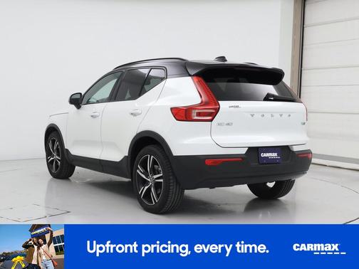2021 Volvo XC40 T5 R-Design