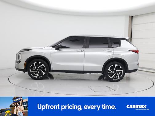 2022 Mitsubishi Outlander SE