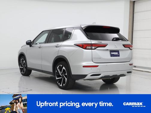 2022 Mitsubishi Outlander SE