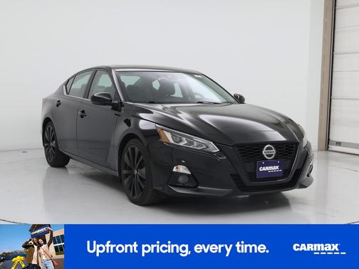 2022 Nissan Altima SR