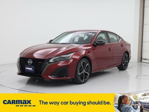 2023 Nissan Altima SR