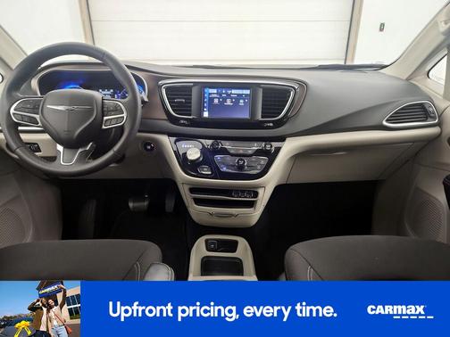 Silver 2023 Chrysler Voyager LX