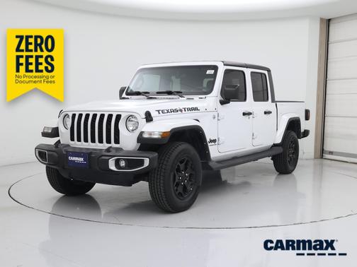 White 2022 Jeep Gladiator Texas Trail