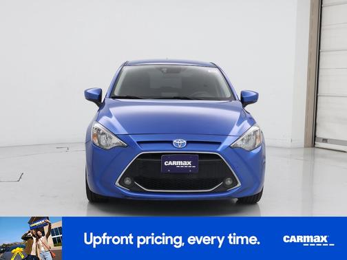 2020 Toyota Yaris LE