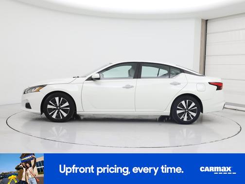 2022 Nissan Altima SV