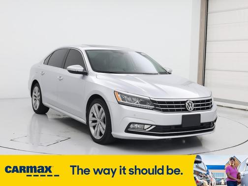 2018 Volkswagen Passat SE