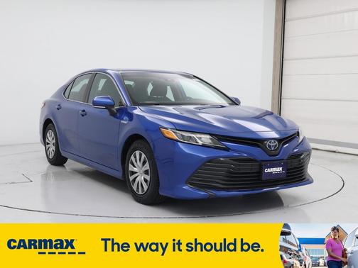 2020 Toyota Camry Hybrid LE