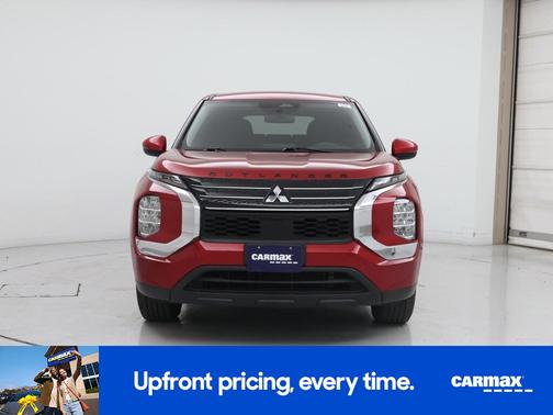 Red 2023 Mitsubishi Outlander ES