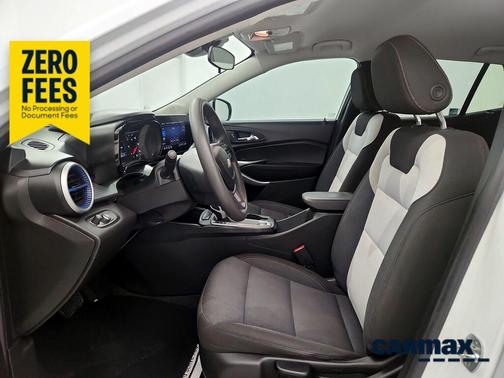 White 2025 Chevrolet Trax LT